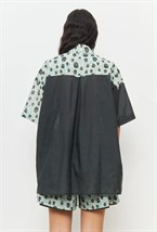 Рубашка с черепами - фото 88985