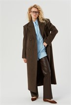 Пальто удлиненное с воротником - фото 91589
