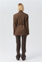 Жакет клетка с поясом - фото 91630