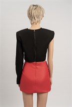 Юбка из экокожи со складками - фото 96523