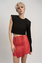 Юбка из экокожи со складками - фото 96525